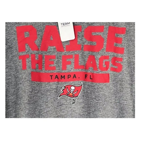 NFL Team Apparel Tampa Bay Buccaneers Bucs Raise the Flags Men's T-Shirt XXL - Picture 2 of 3